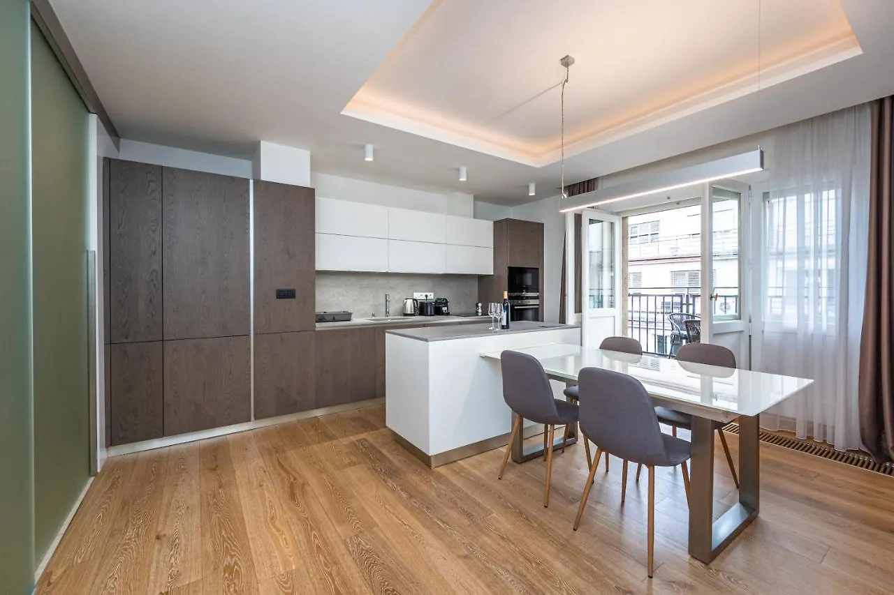 Wishlist Prague Residences - Karlin Free Parking Apartment