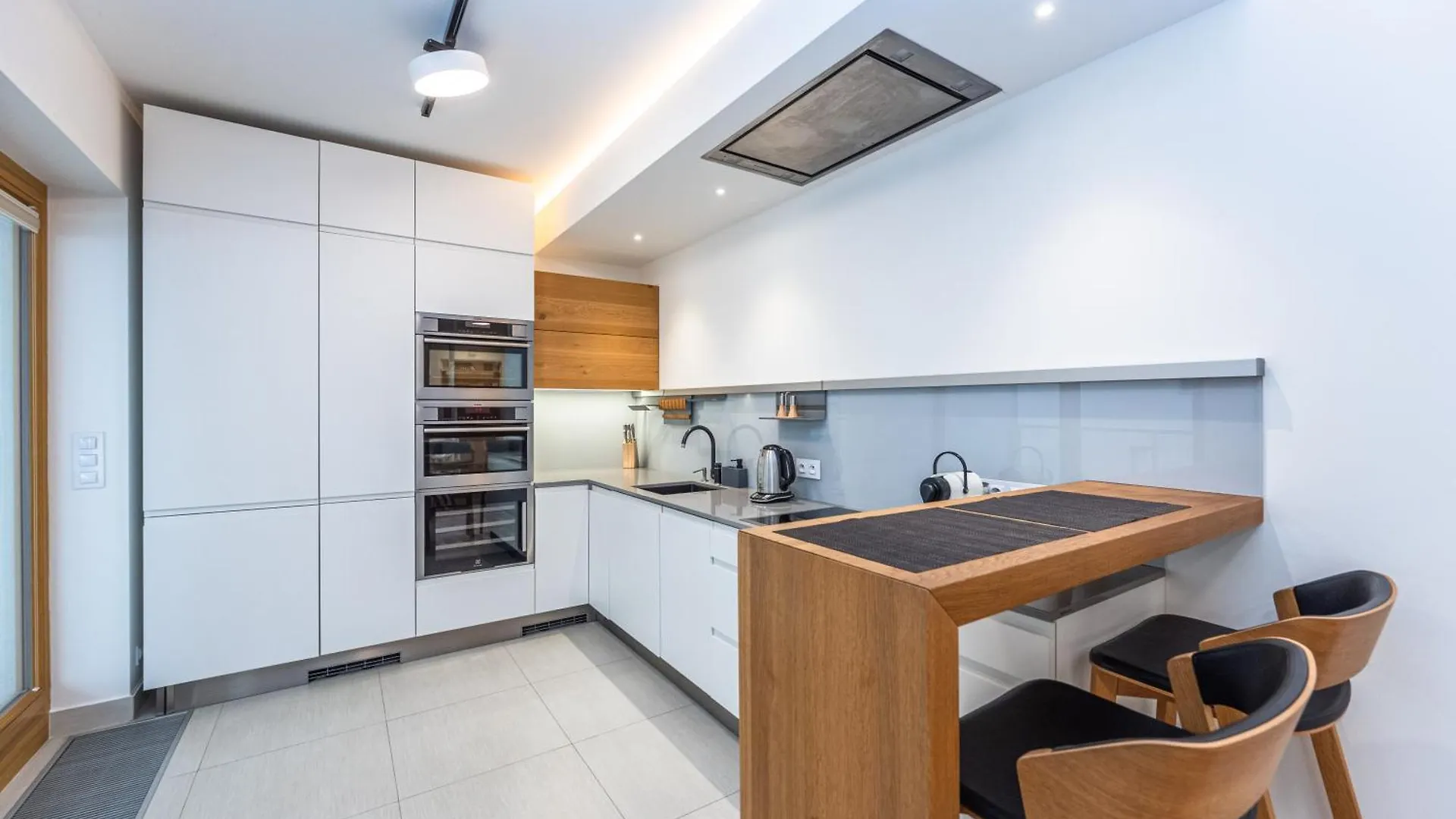 Wishlist Prague Residences - Karlin Free Parking Apartment