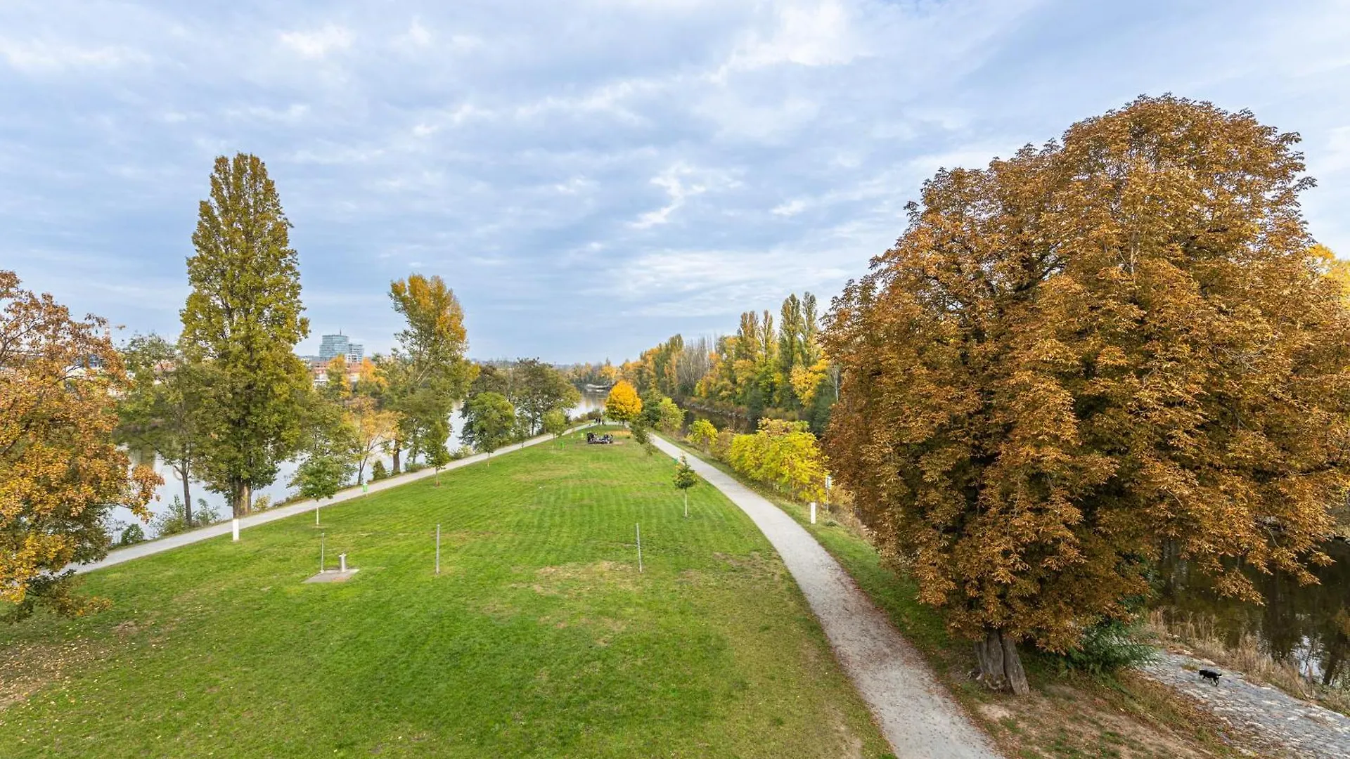 Wishlist Prague Residences - Karlin Free Parking