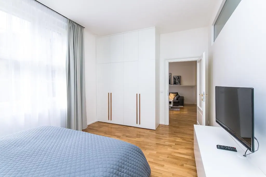 Wishlist Prague Residences - Karlin Free Parking 0*,