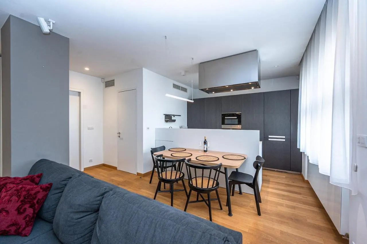 アパート Wishlist Prague Residences - Karlin Free Parking