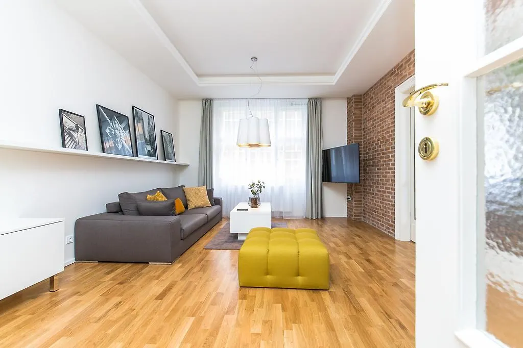 Wishlist Prague Residences - Karlin Free Parking チェコ
